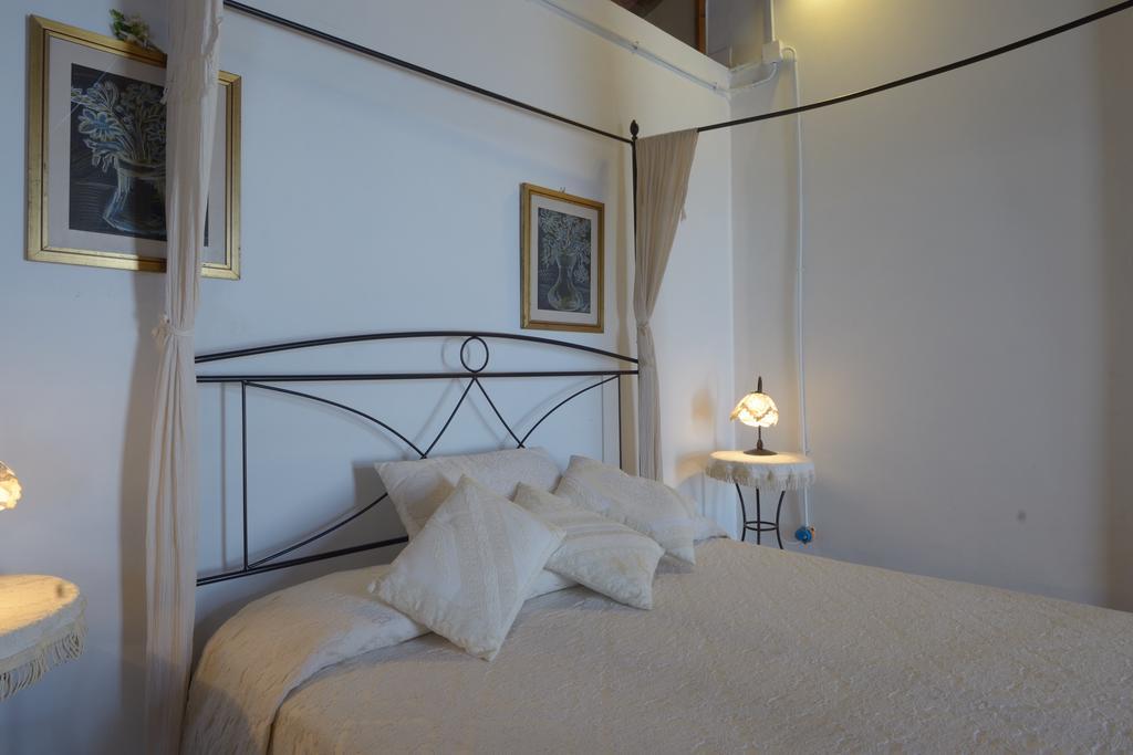 Agriturismo Borgo Del Papa Badia  Extérieur photo