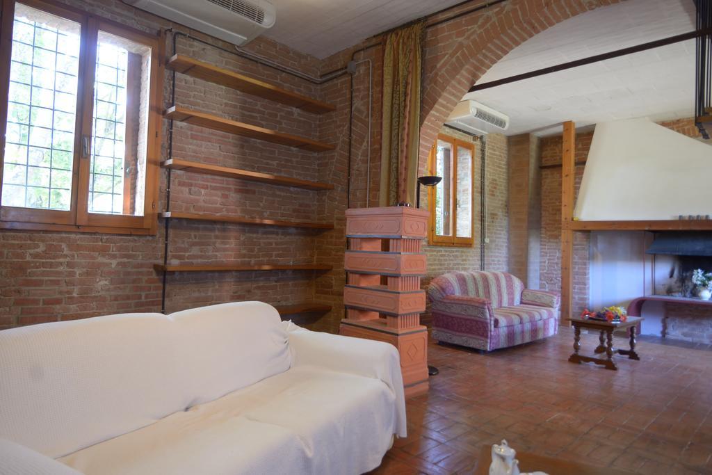 Agriturismo Borgo Del Papa Badia  Extérieur photo
