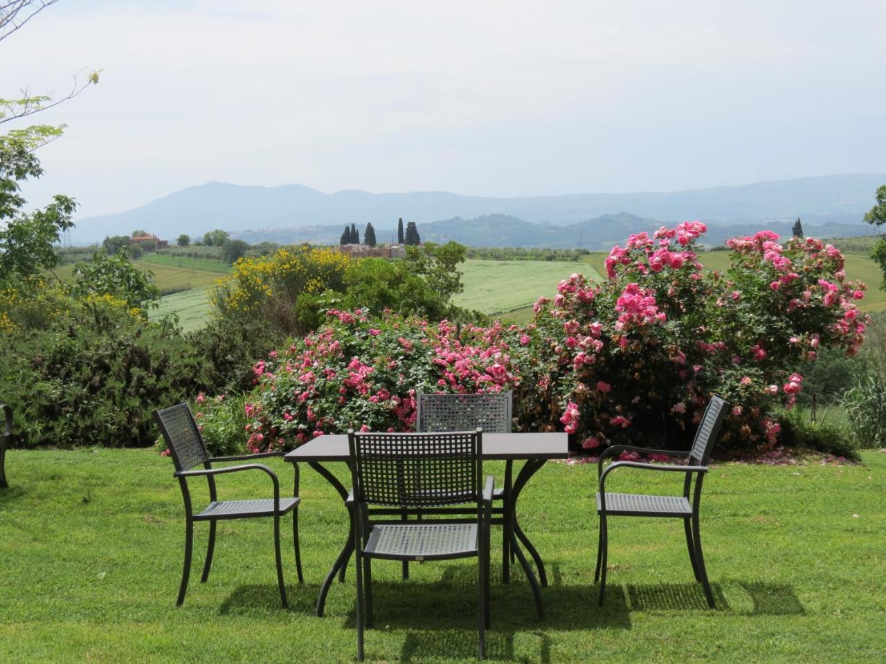 Agriturismo Borgo Del Papa Badia  Extérieur photo